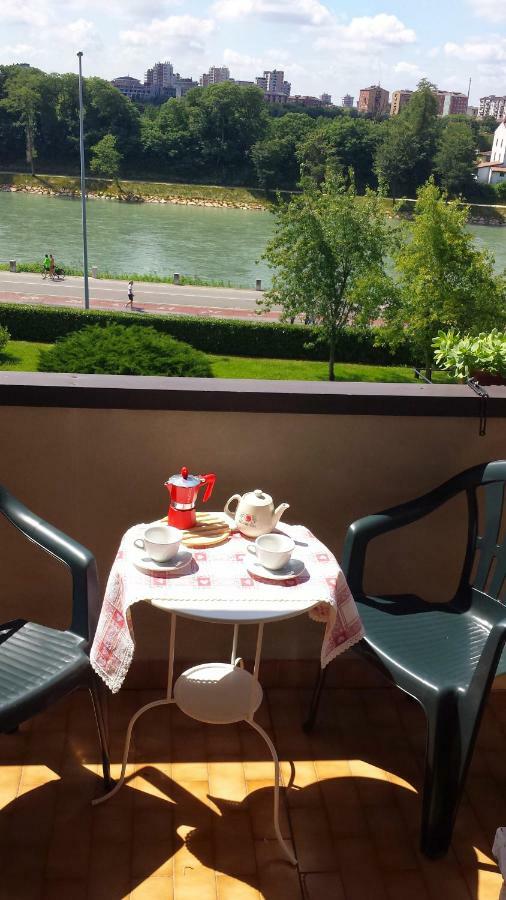 Verona Amazing River View Bagian luar foto